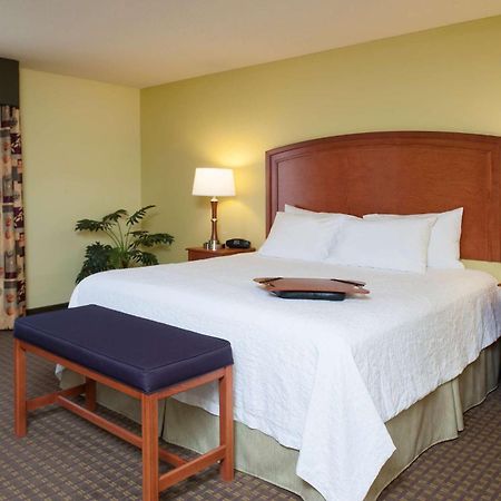 Hampton Inn Macomb Exterior photo