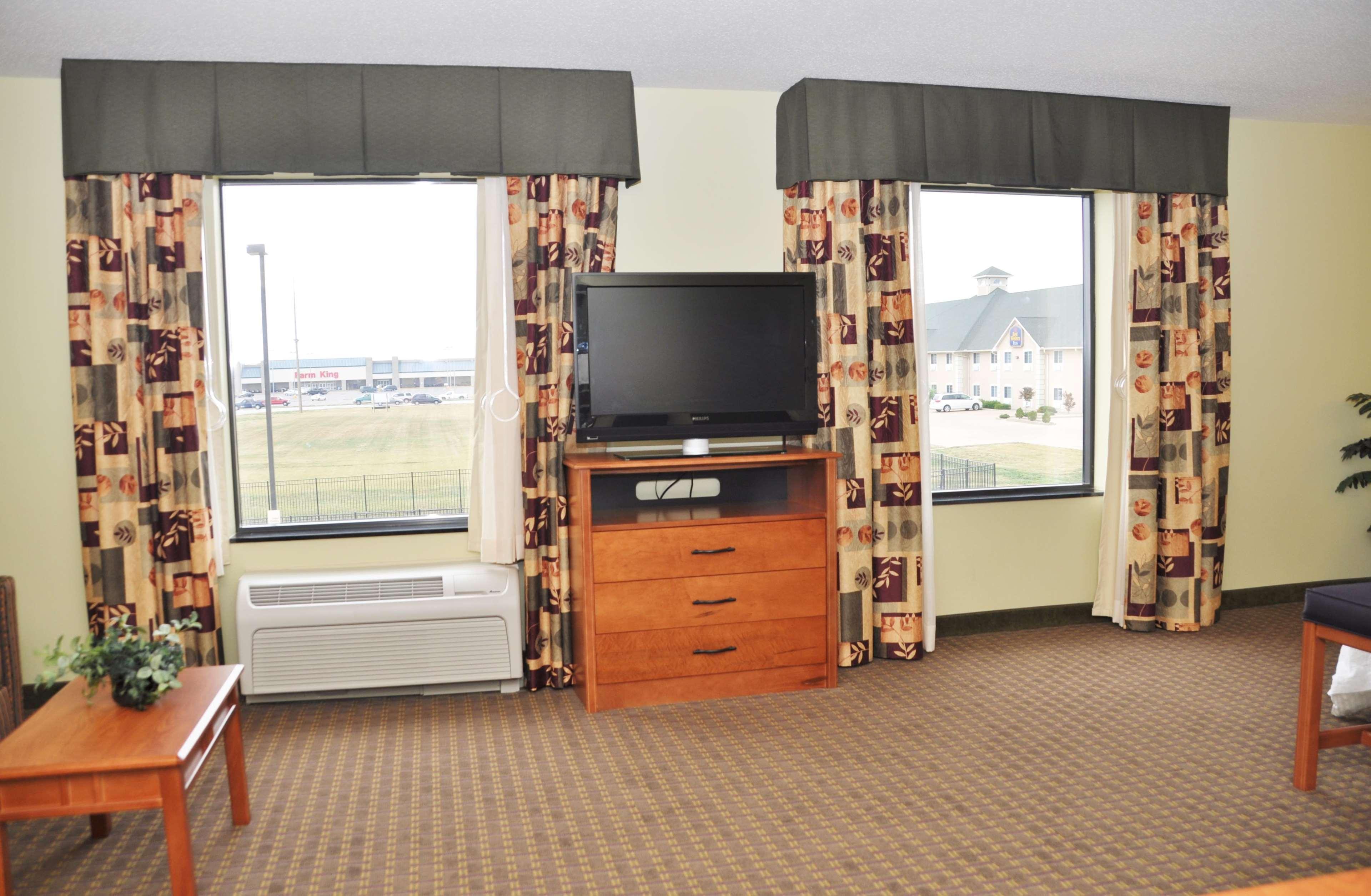 Hampton Inn Macomb Exterior photo